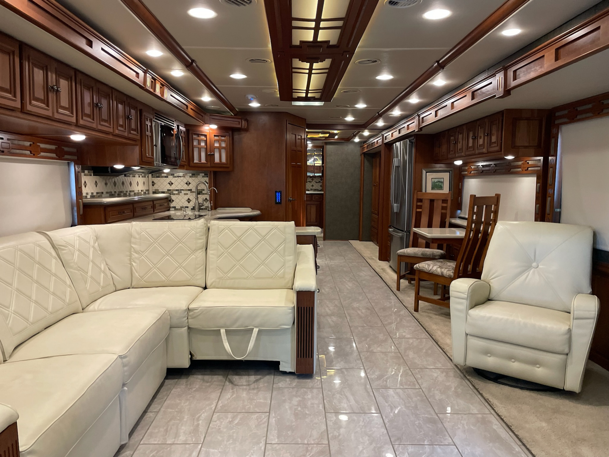 2015 Winnebago TOUR 42QD in jackson TN