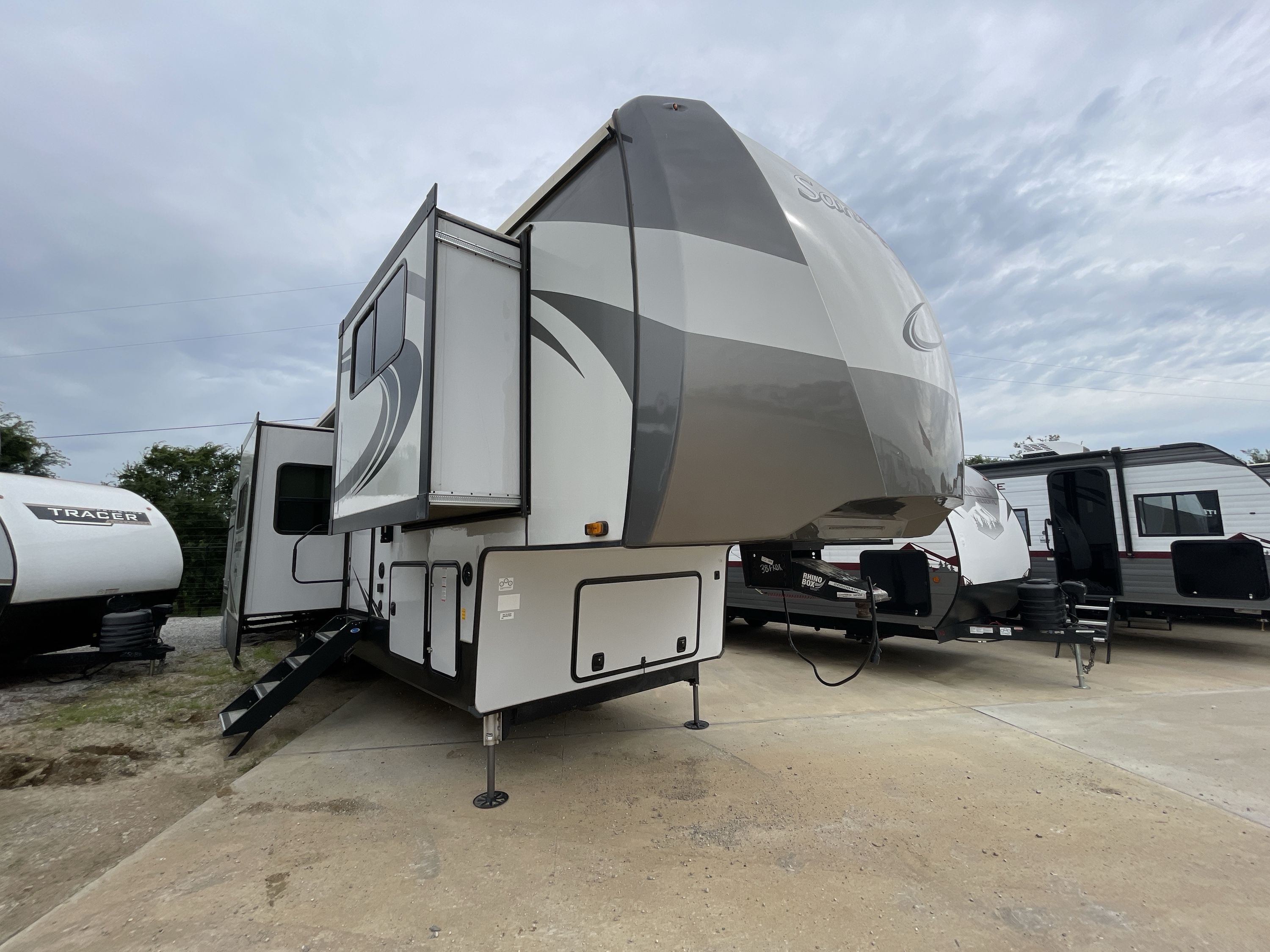 2022 Forest River SANDPIPER 38FKOK RV