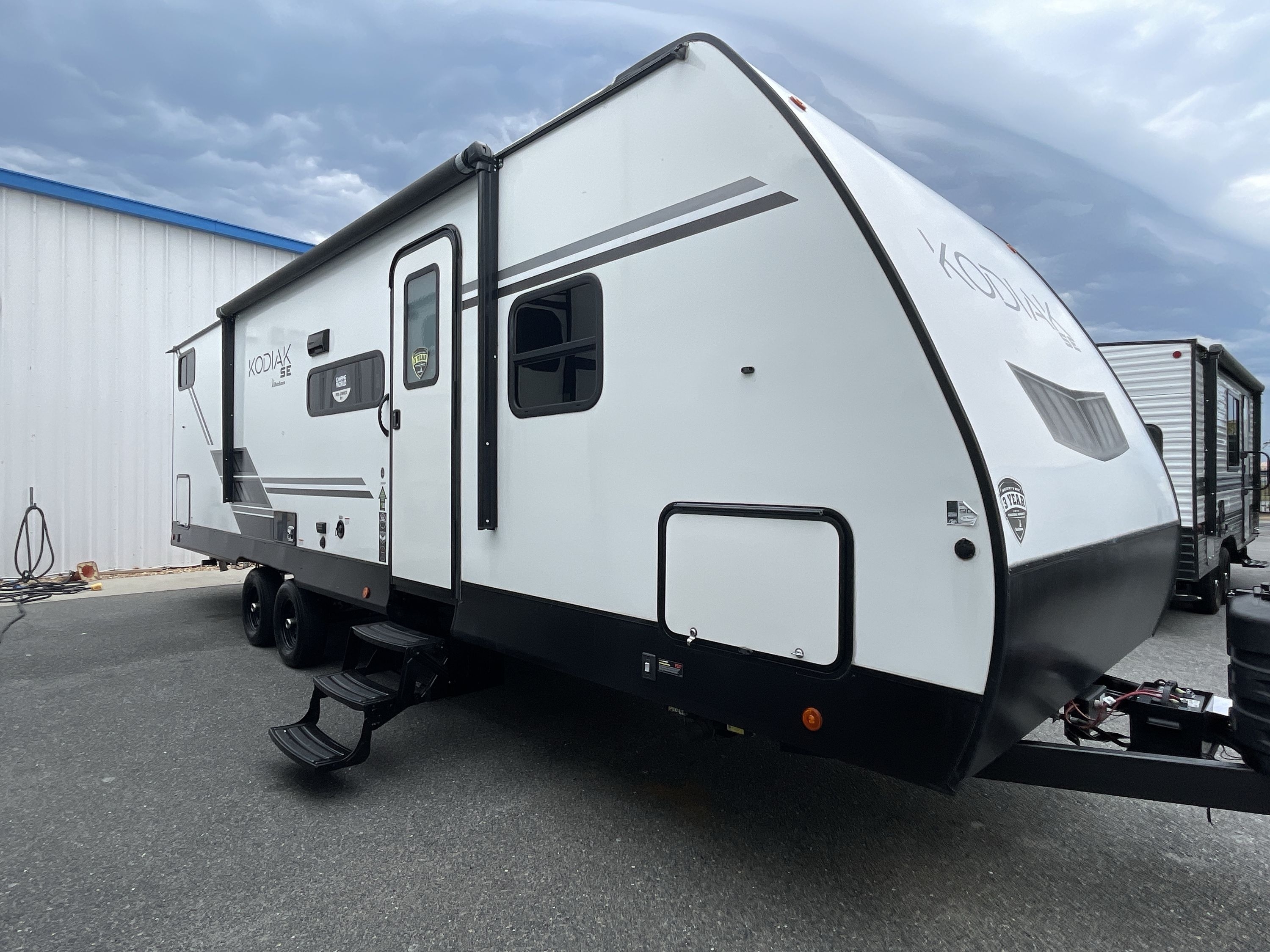 2024 Dutchmen KODIAK 28SBH RV