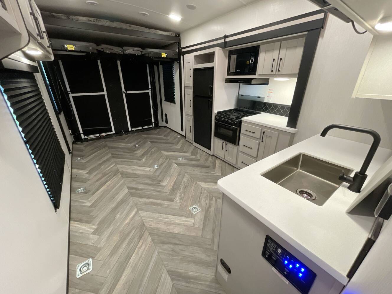 A photo of this 2024 Heartland TORQUE T295