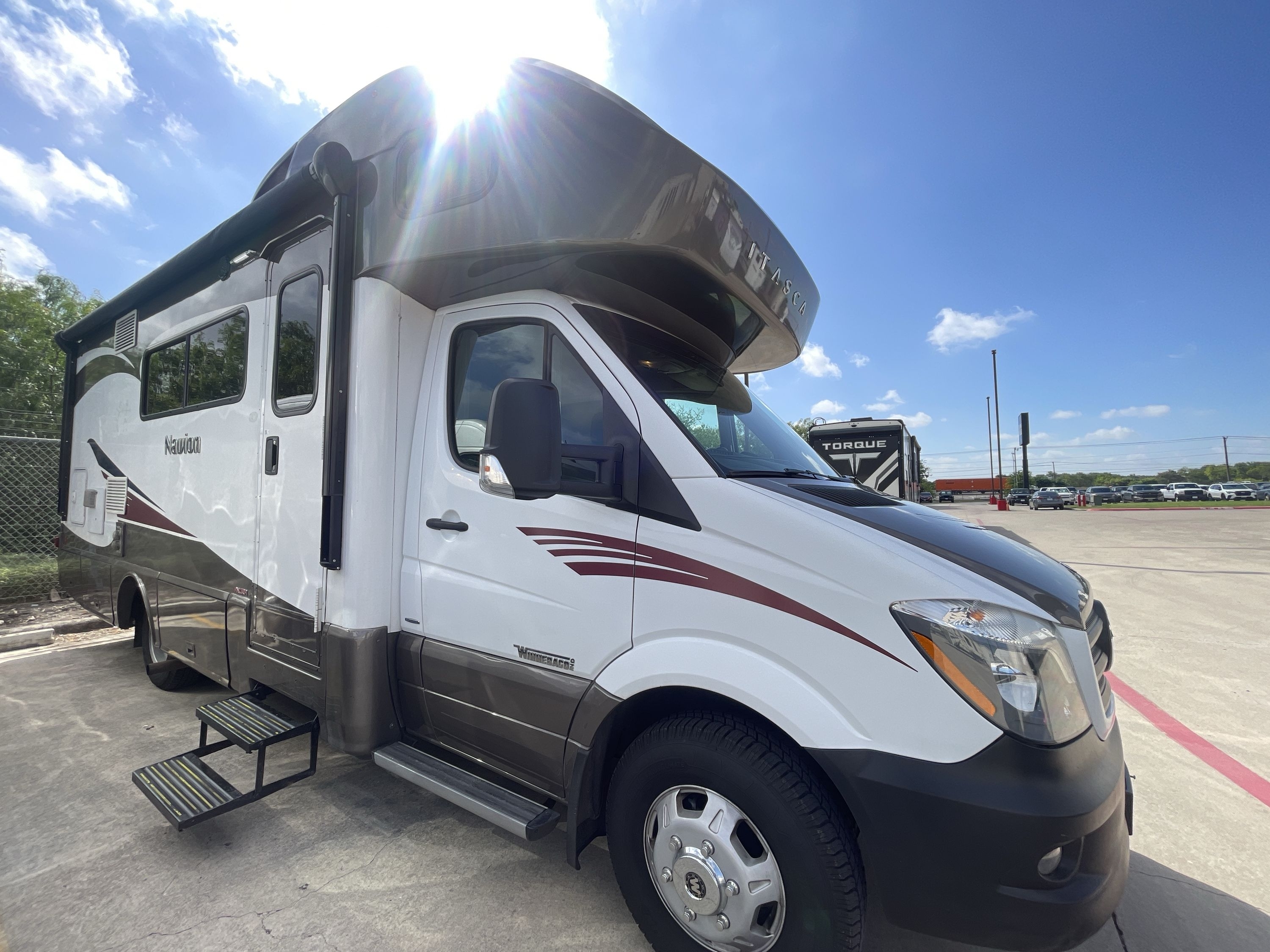 2016 Winnebago NAVION 24M in new braunfels TX