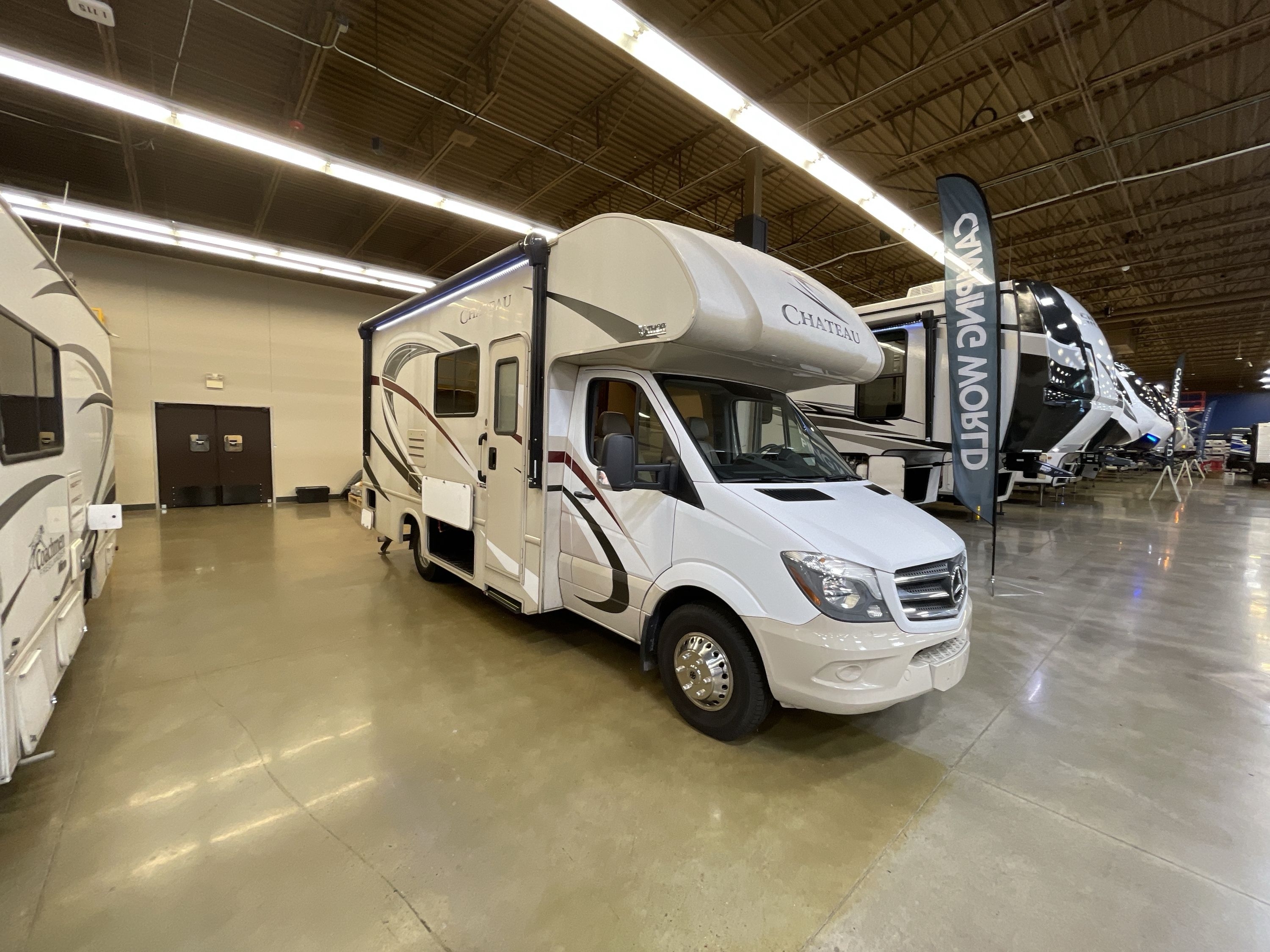 2018 Thor CHATEAU 24FS RV