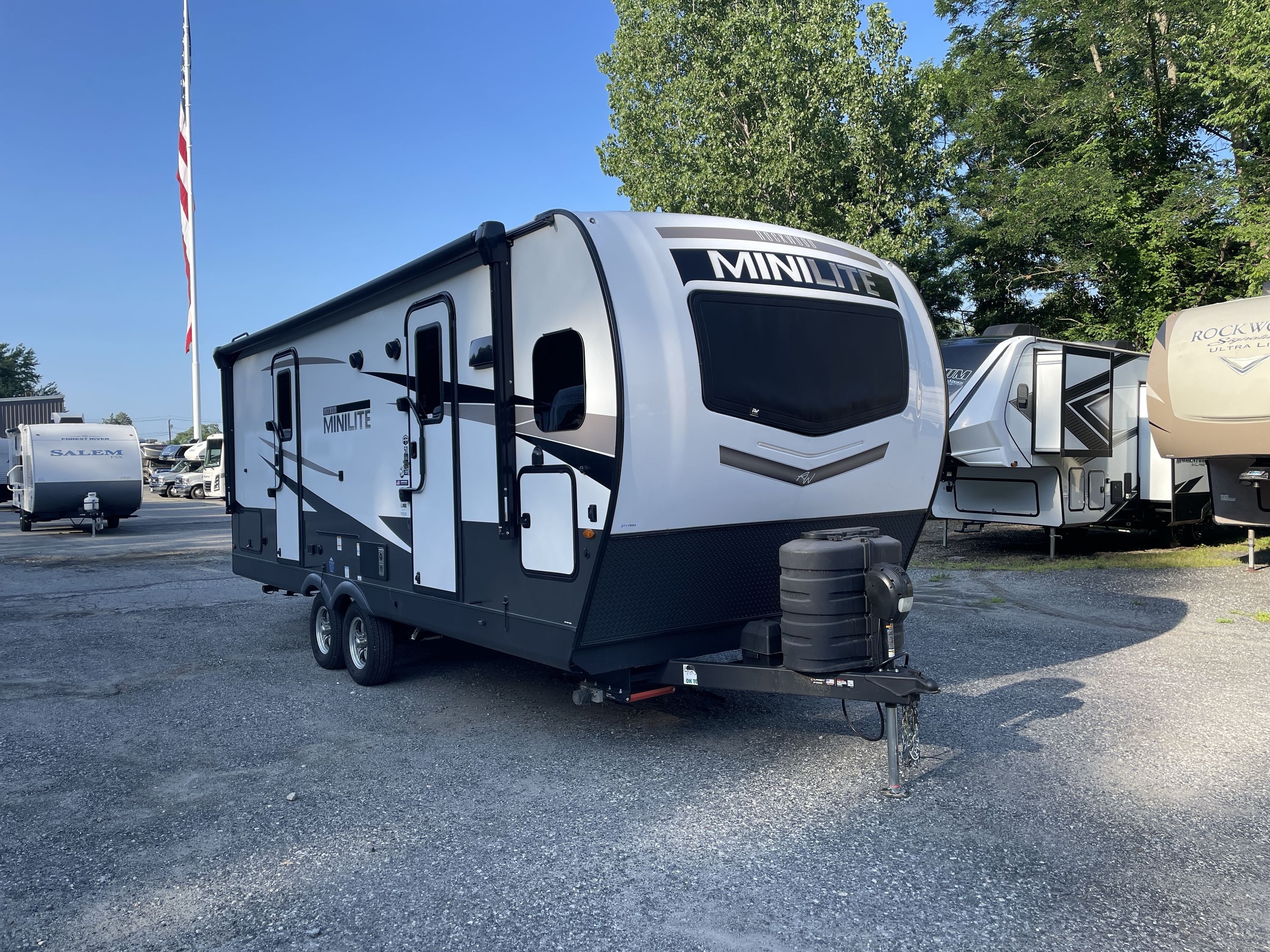 2025 Forest River ROCKWOOD MINI LITE 2506FK RV