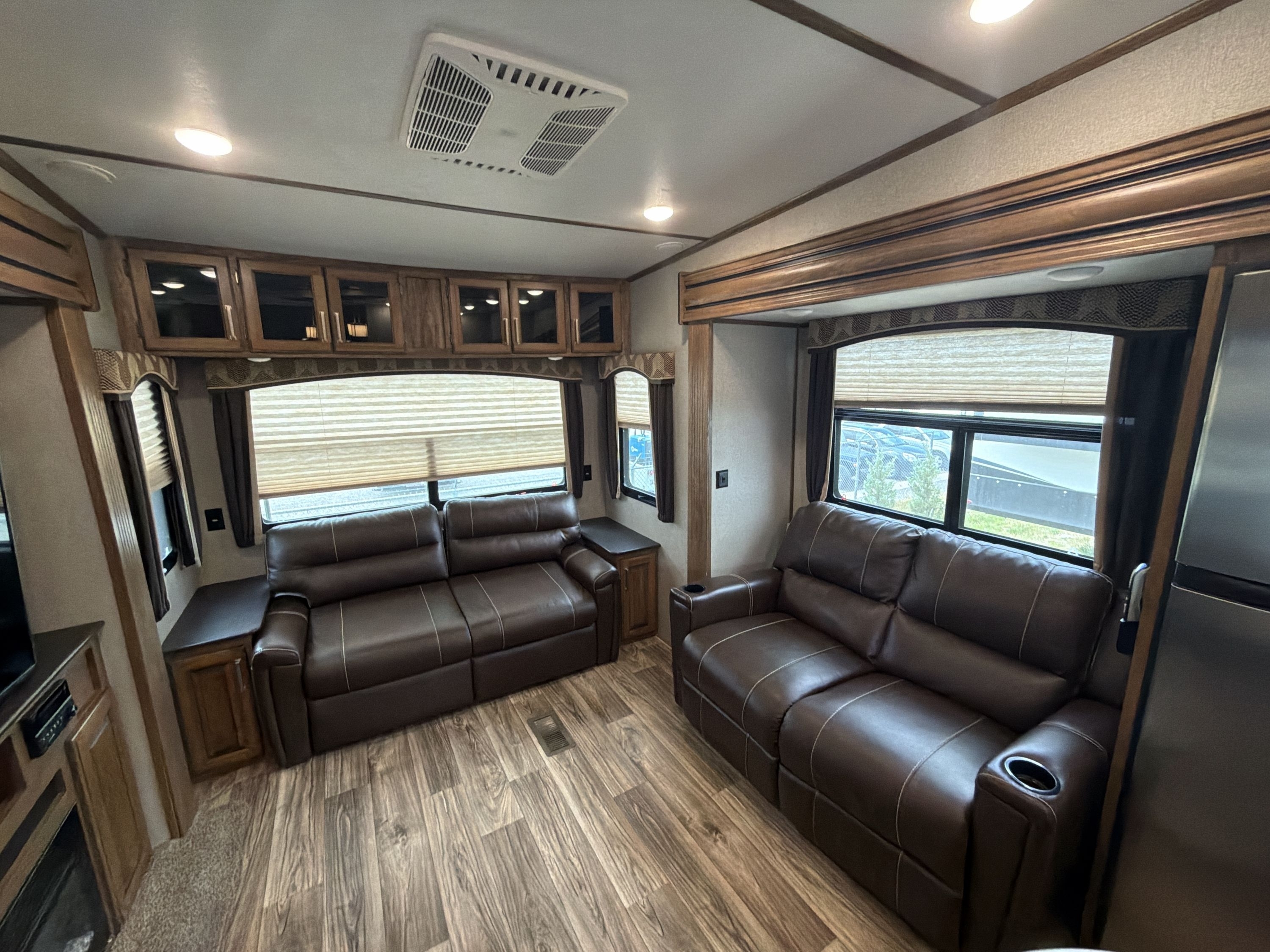 2019 Keystone LAREDO 325RL in cheyenne WY
