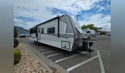 2025 Alliance AVENUE 332RL RV