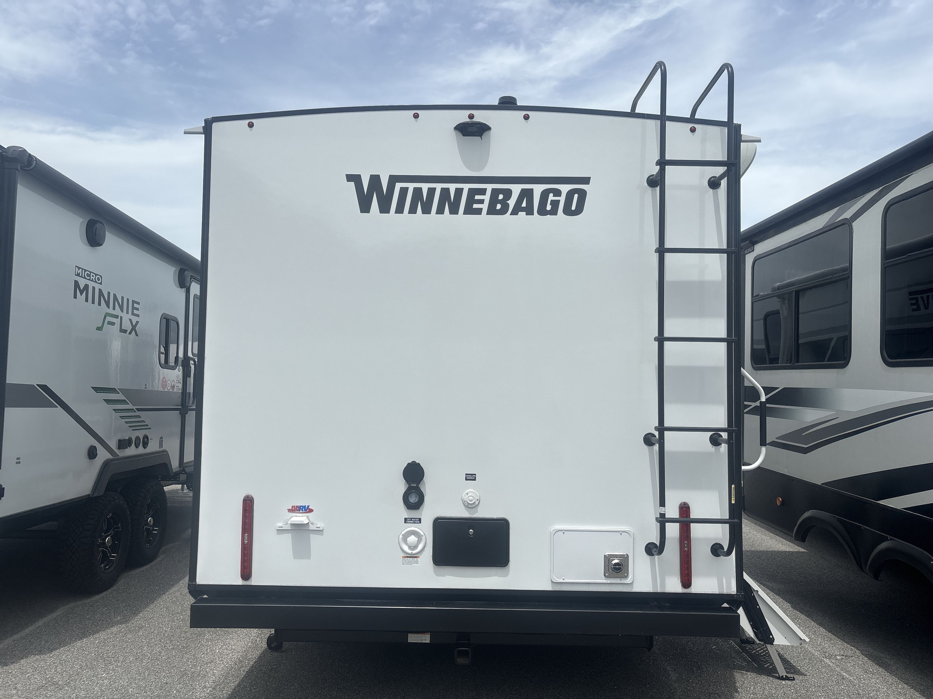 2026 Winnebago THRIVE 18FBS in myrtle beach SC