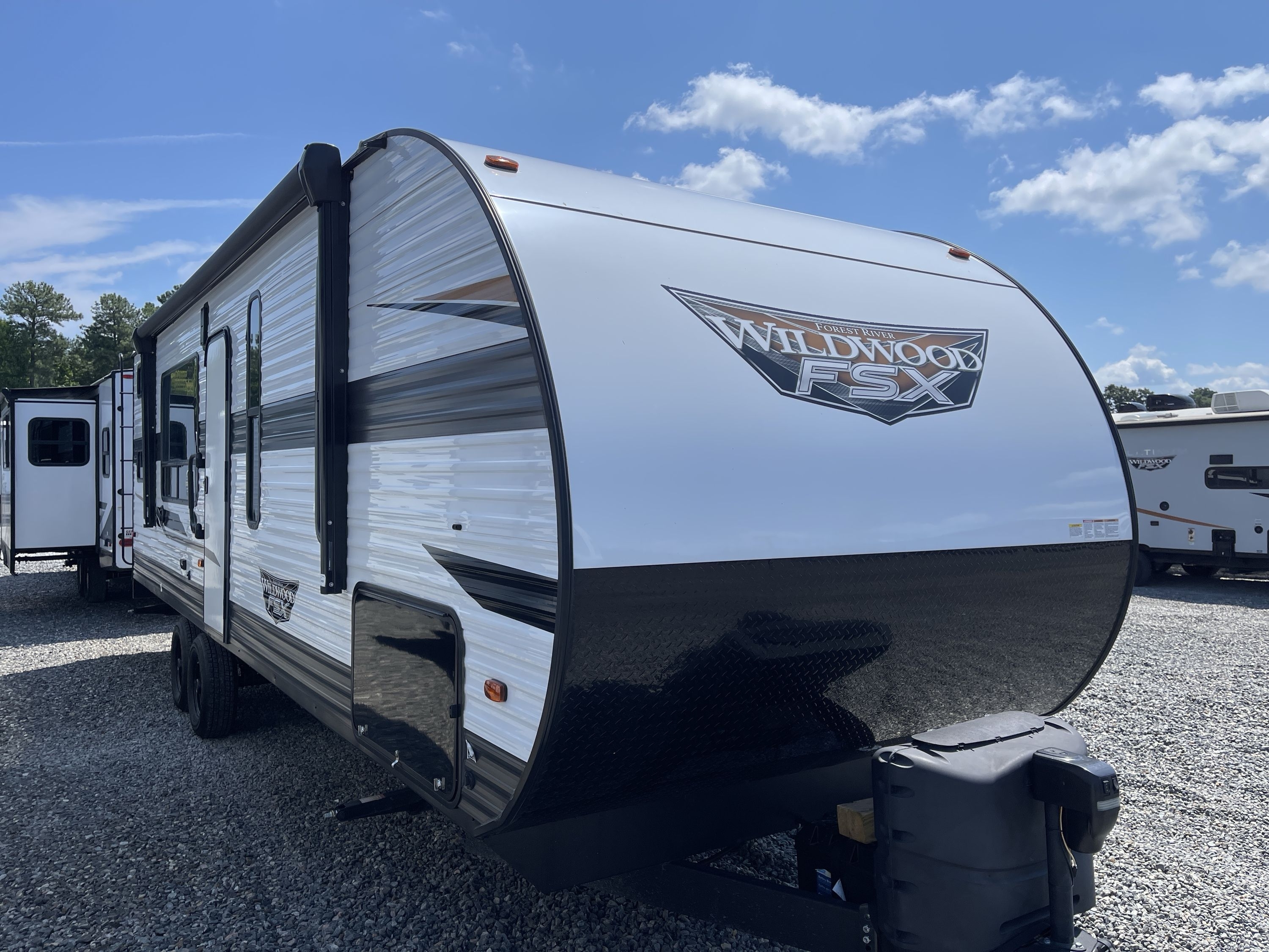 2022 Forest River WILDWOOD FSX 270RTK Travel Trailer Toy Hauler RV