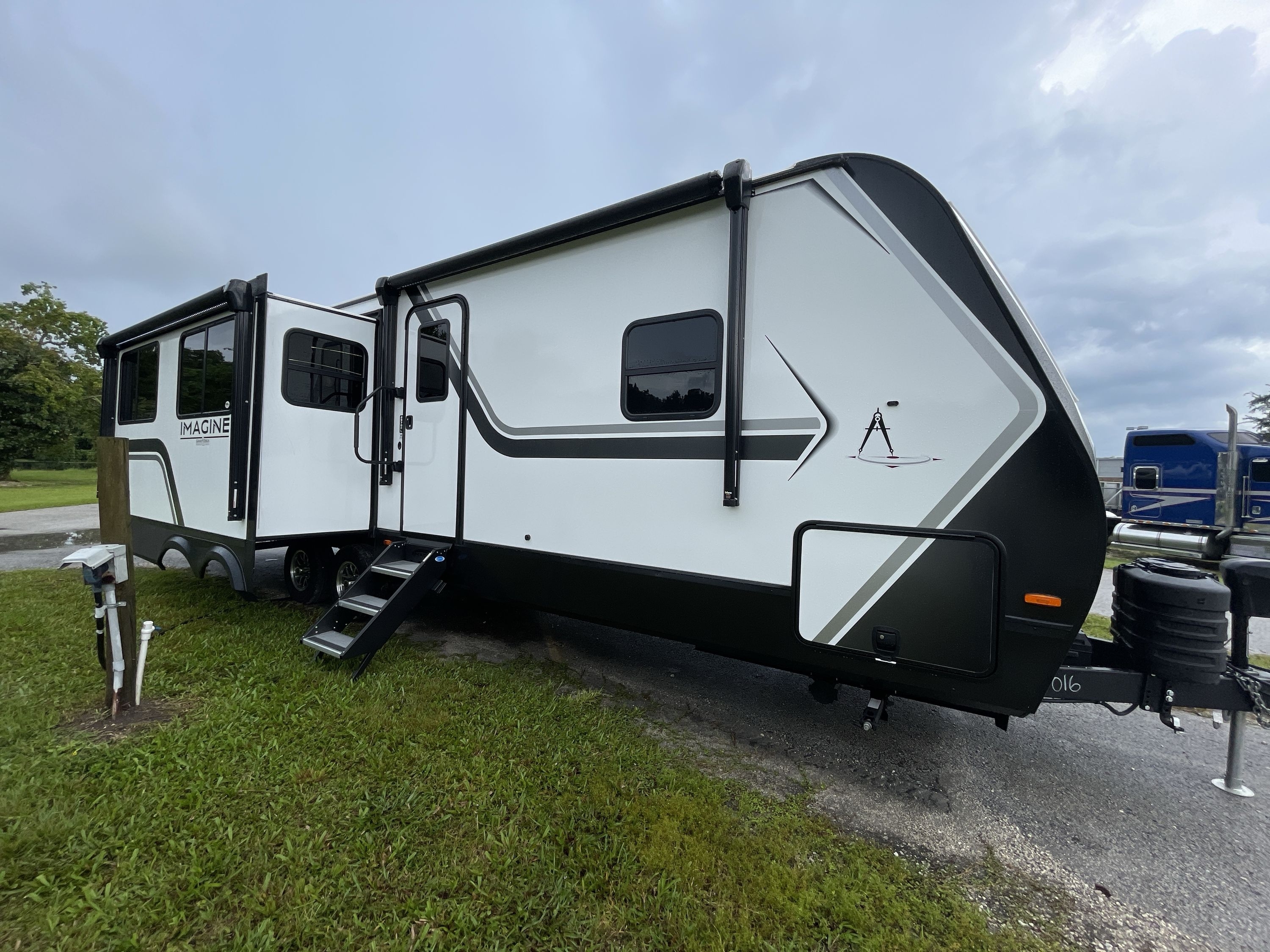2025 Grand Design IMAGINE 2970RL in st. augustine FL