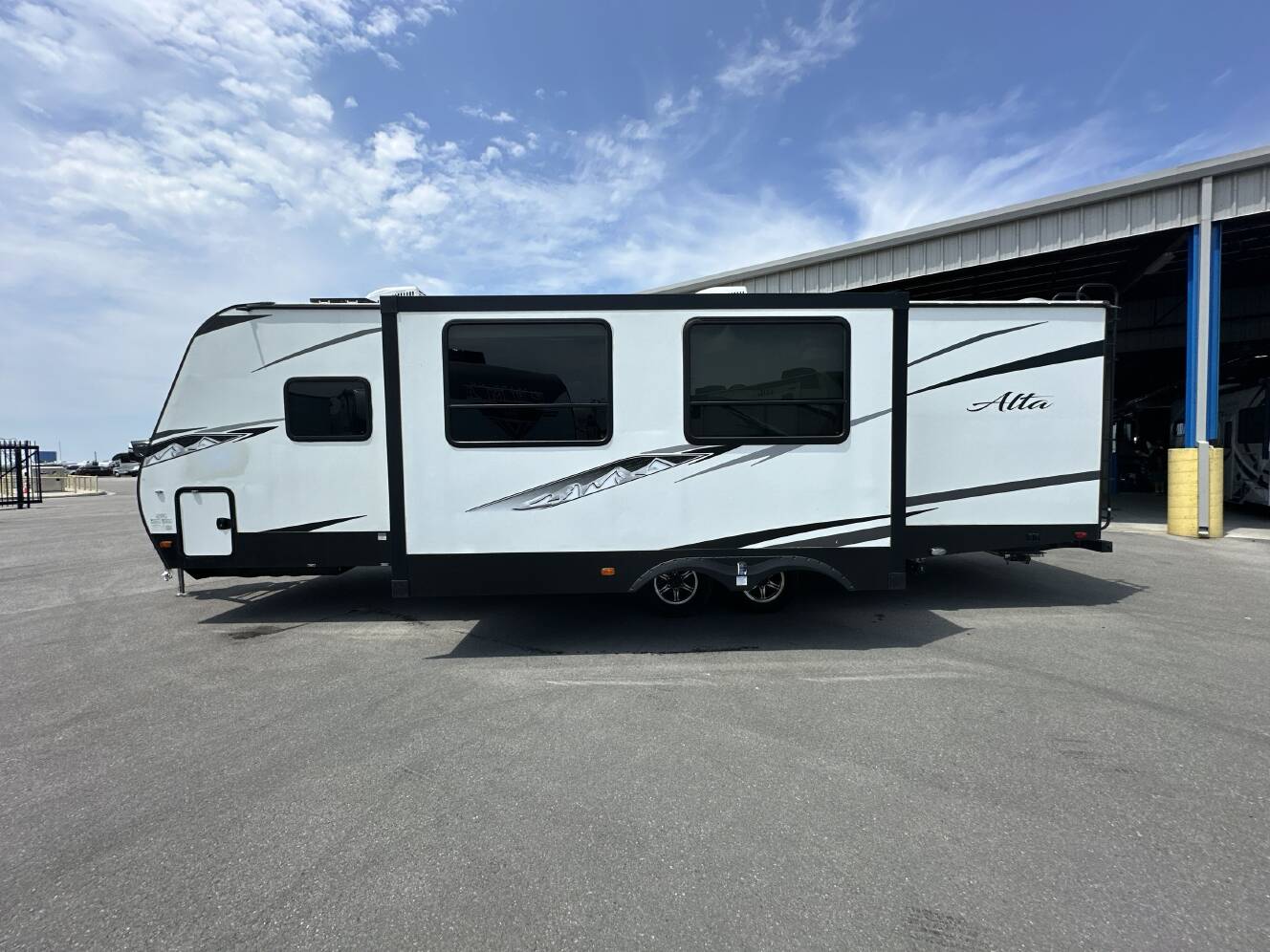 A photo of this 2022 East To West ALTA 2800KBH