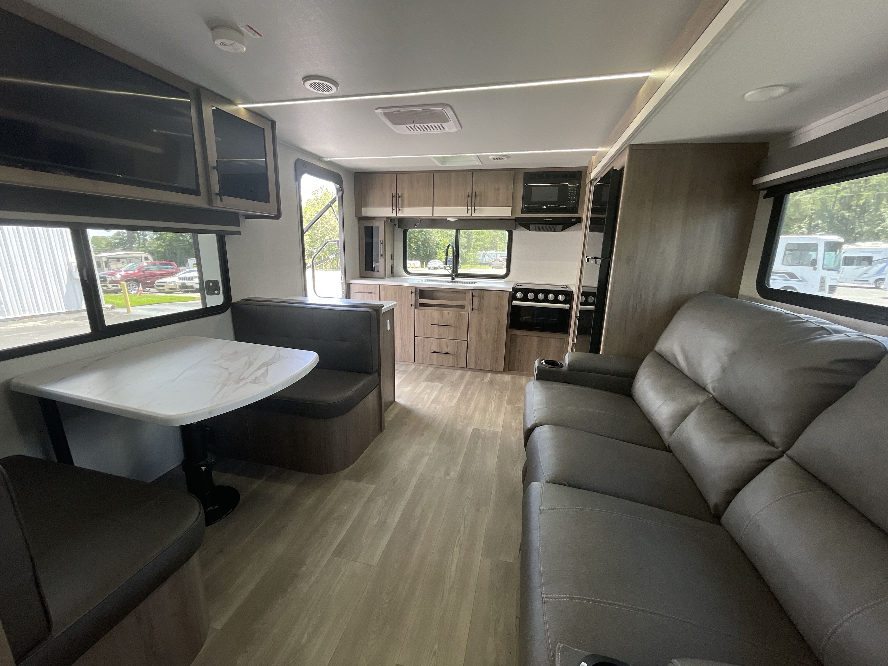 2025 Grand Design IMAGINE XLS 23LDE in midway FL