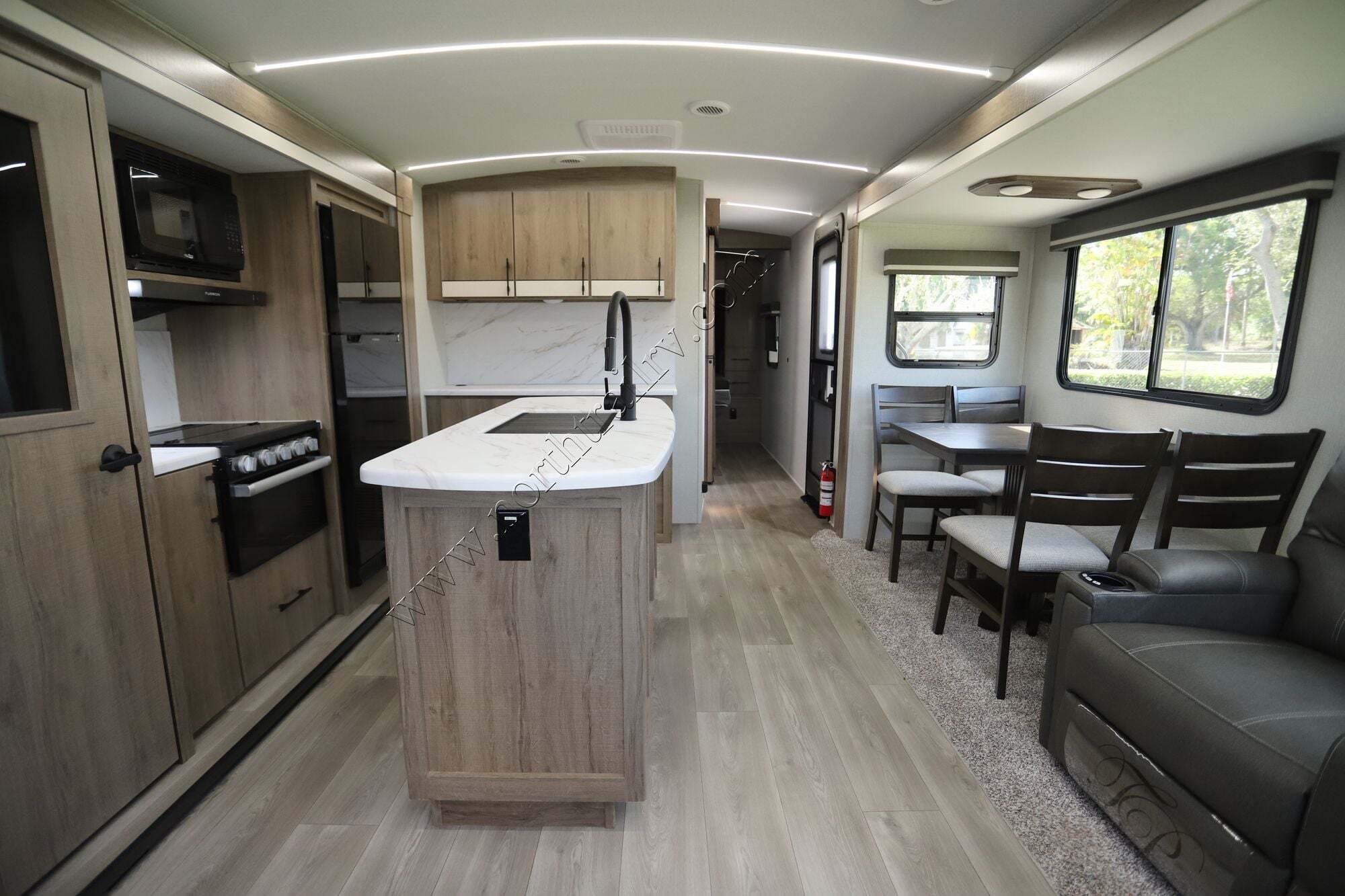 2025 Grand Design Imagine 2970RL in ft. myers FL