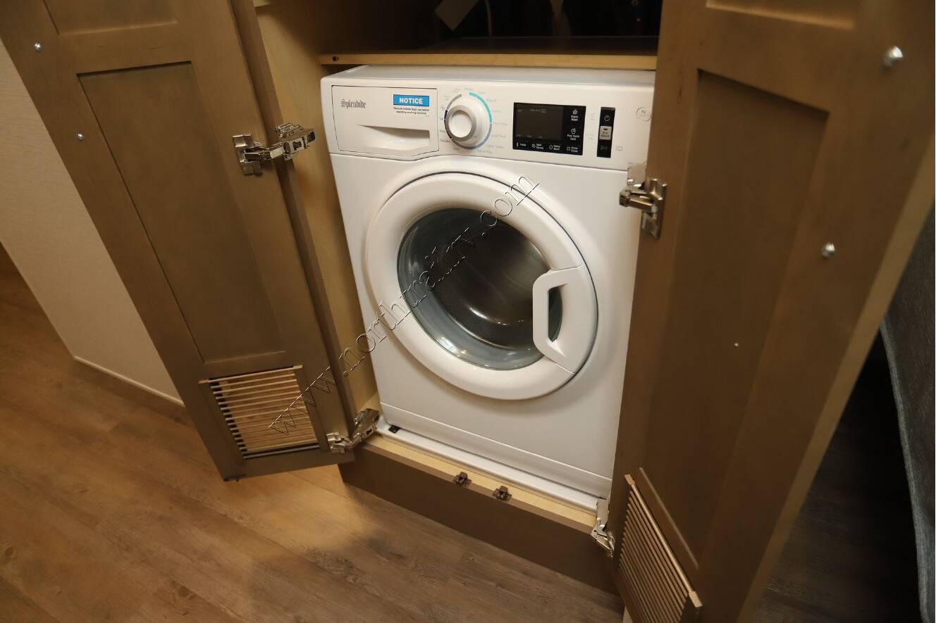 A photo of this 2026 Newmar Bay Star 3629