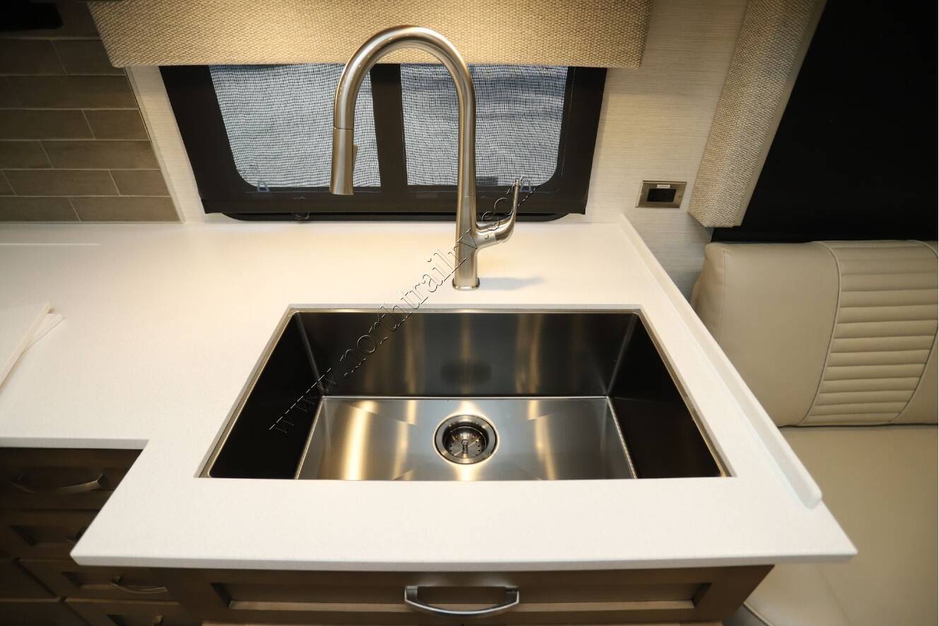 A photo of this 2026 Newmar Bay Star 3629