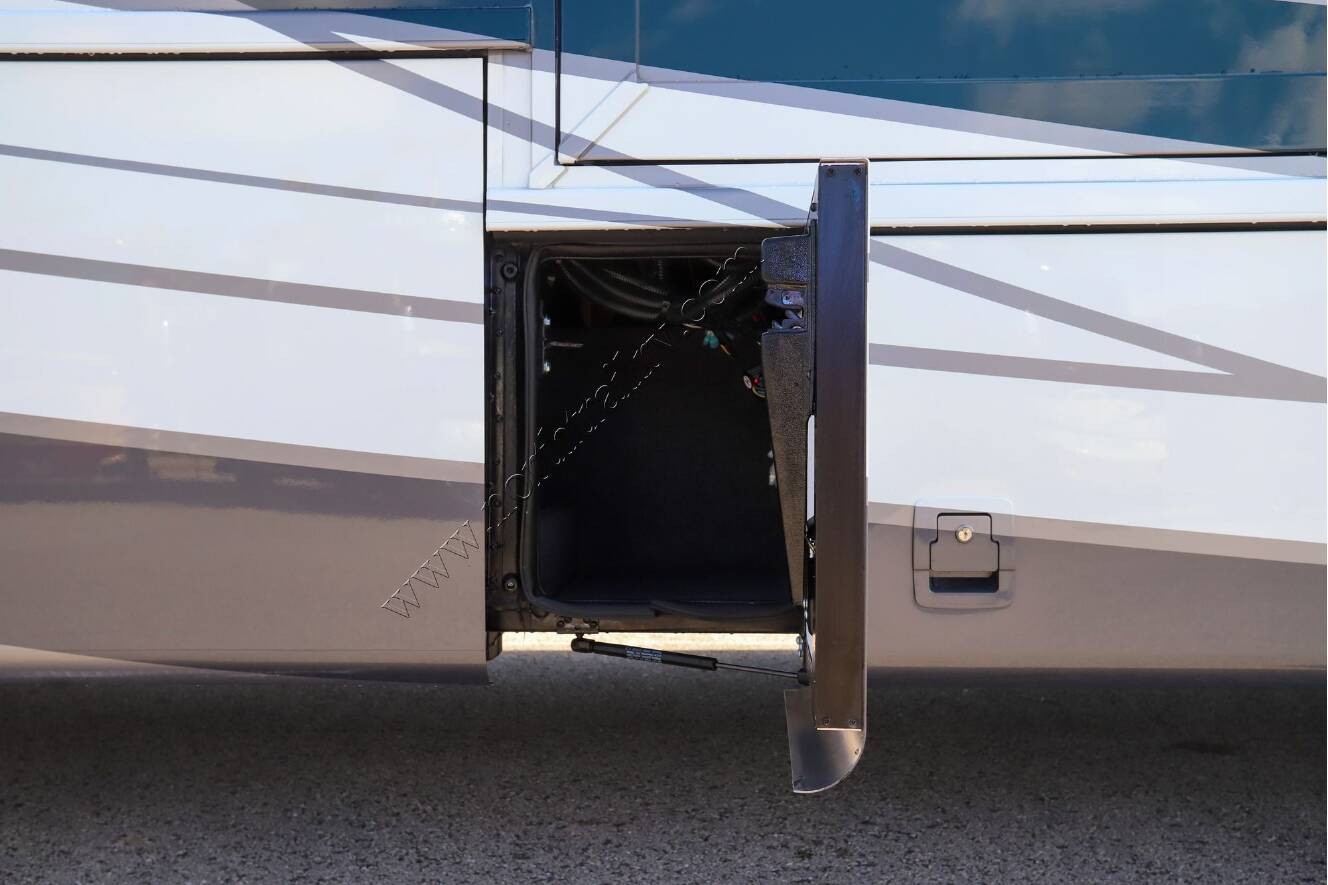 A photo of this 2026 Newmar Bay Star 3629