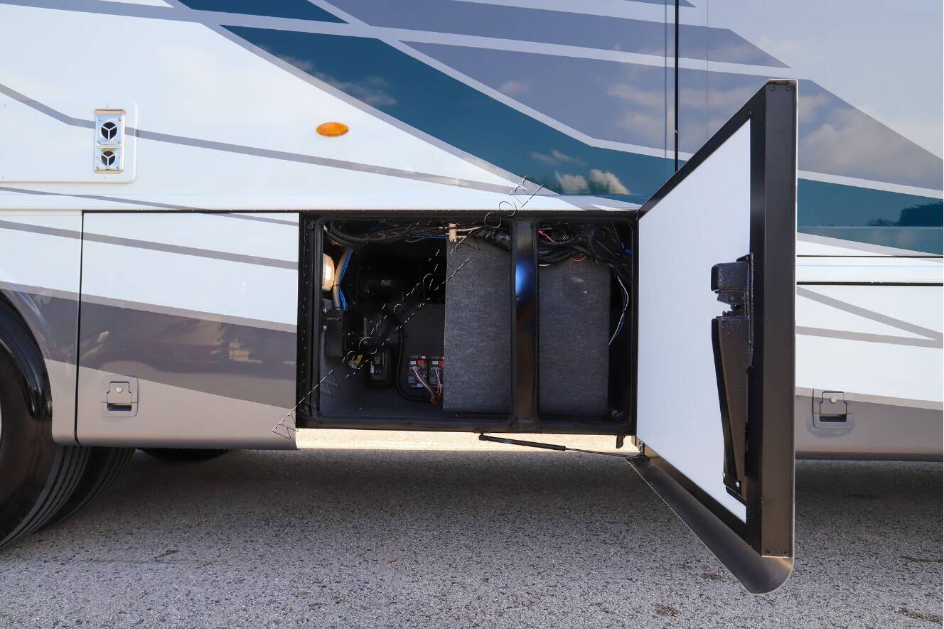 A photo of this 2026 Newmar Bay Star 3629