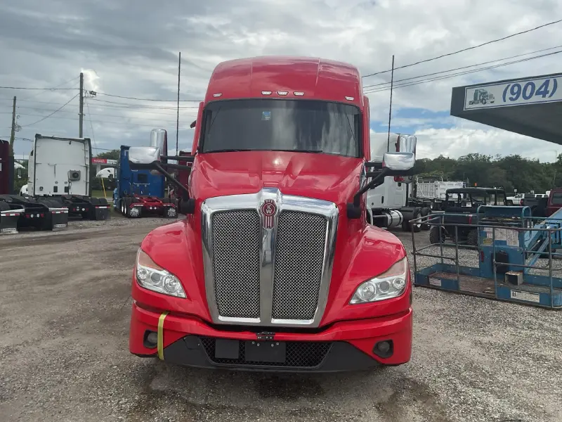 2023 KENWORTH T680