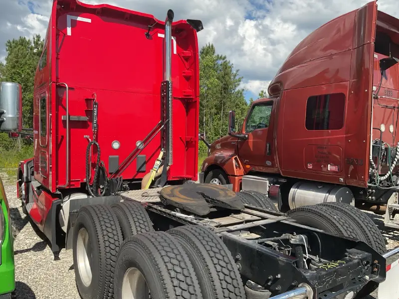 2023 KENWORTH T680