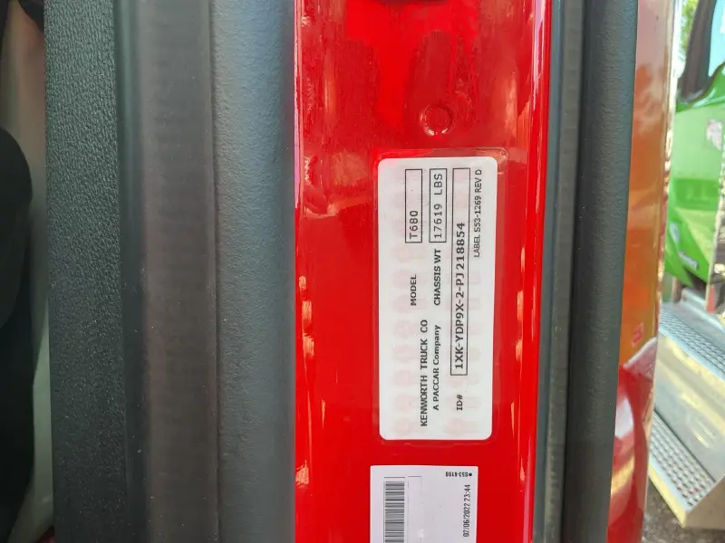2023 KENWORTH T680
