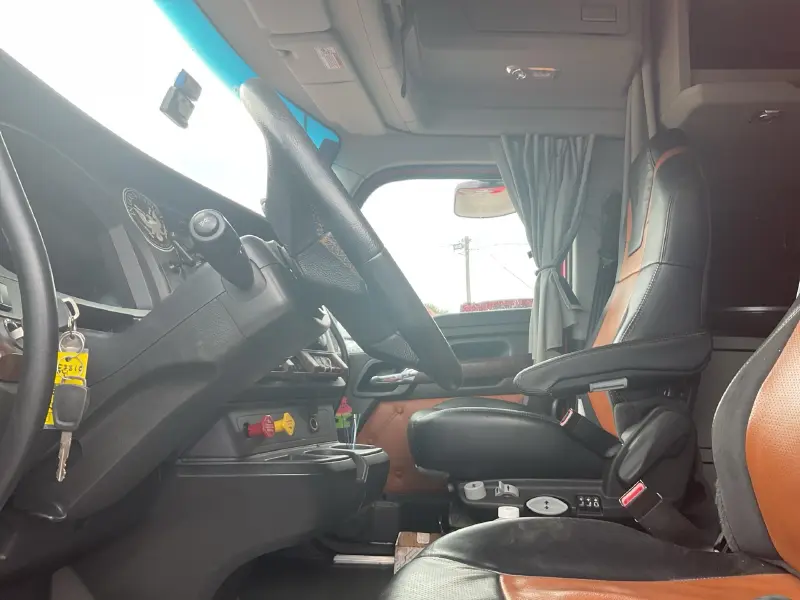 2023 KENWORTH T680
