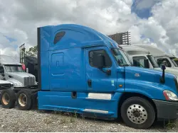 2018 FREIGHTLINER CASCADIA 125