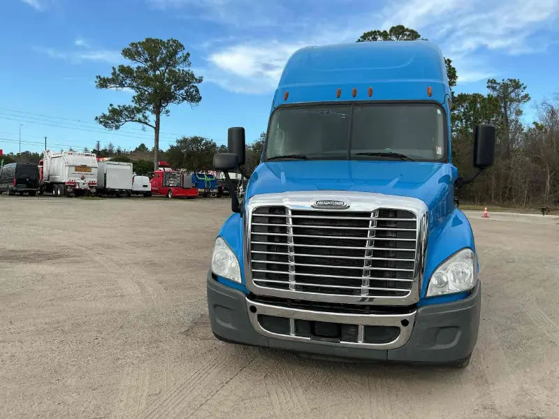 2018 FREIGHTLINER CASCADIA 125