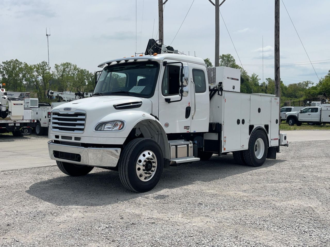 2025 FREIGHTLINER BUSINESS CLASS M2 106 in Kansas City, MO