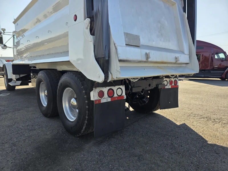 1996 FREIGHTLINER FLD120