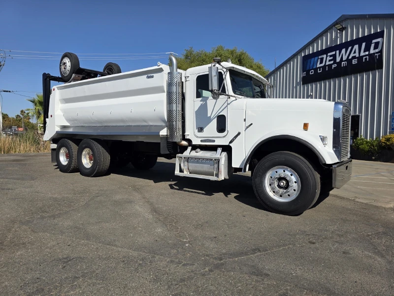1996 FREIGHTLINER FLD120