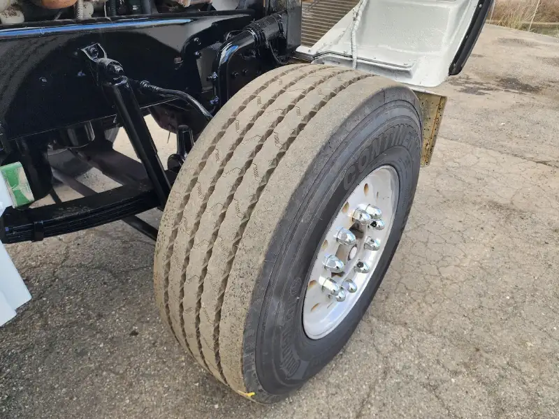 1996 FREIGHTLINER FLD120