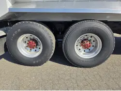 1996 FREIGHTLINER FLD120