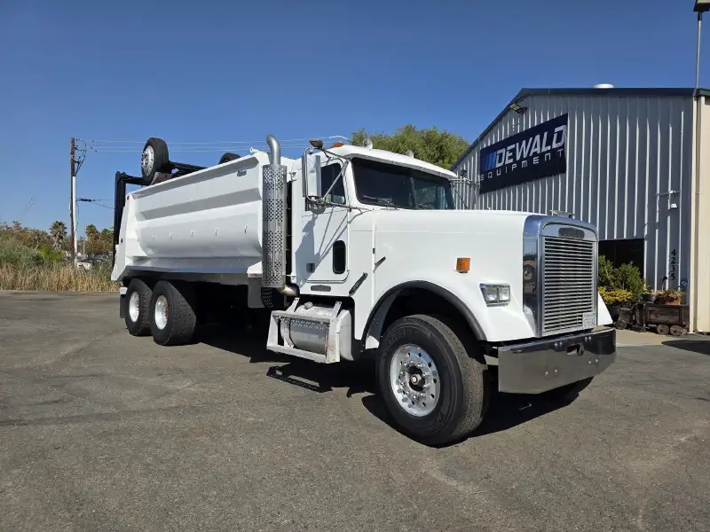 1996 FREIGHTLINER FLD120