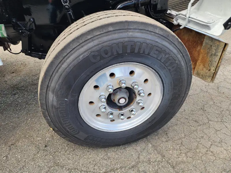 1996 FREIGHTLINER FLD120