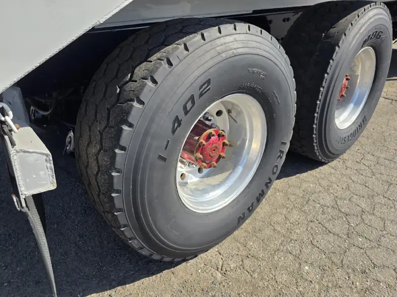 1996 FREIGHTLINER FLD120