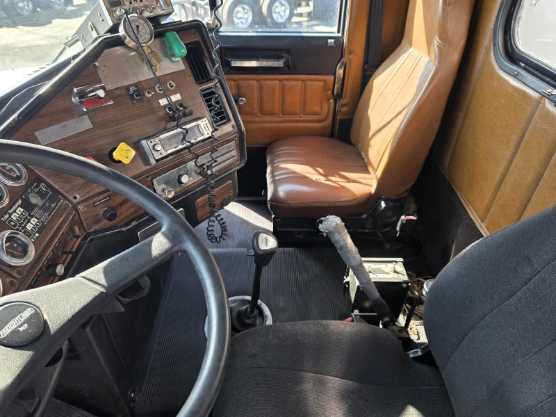 1996 FREIGHTLINER FLD120