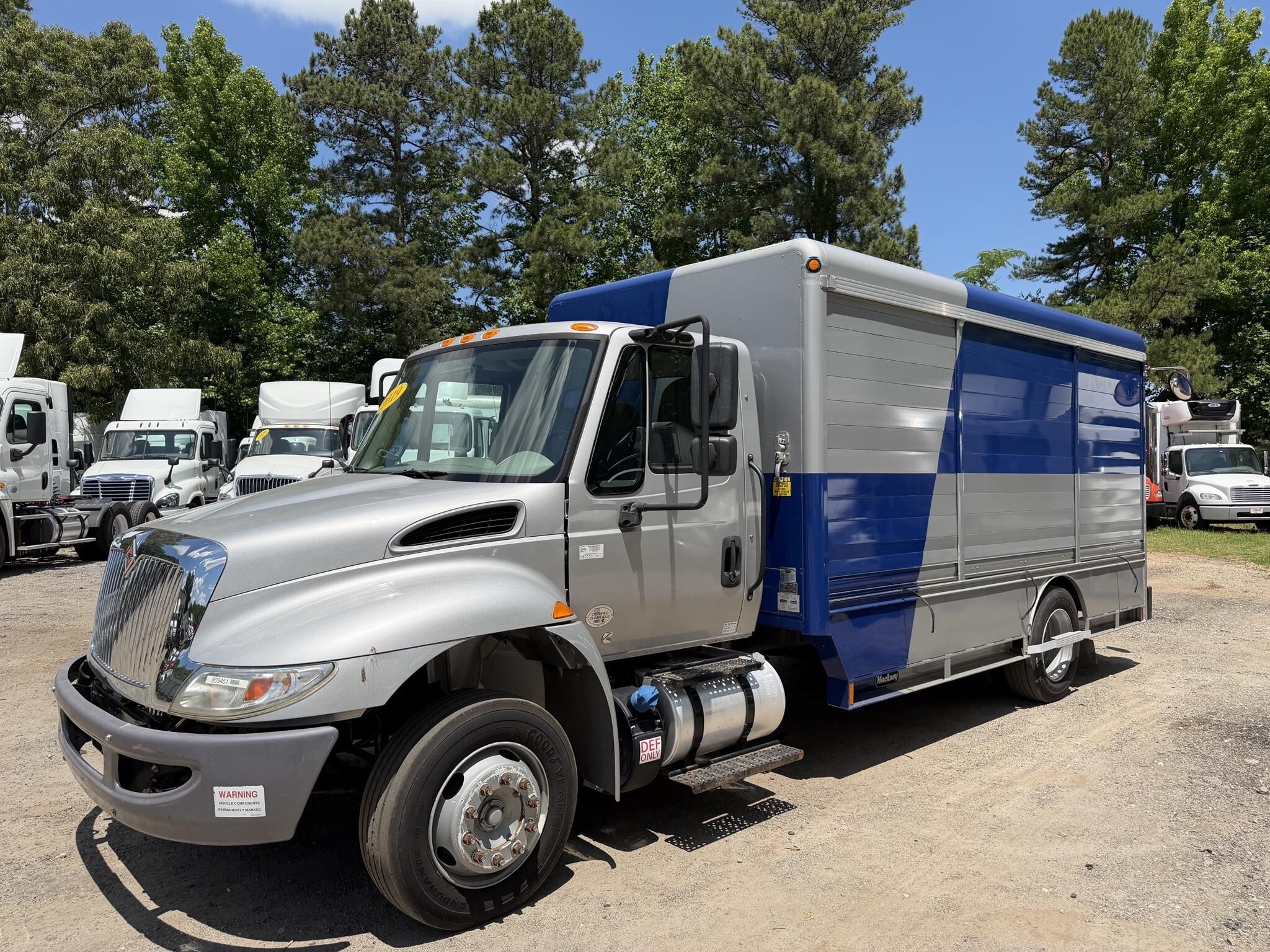 2019 INTERNATIONAL DURASTAR 4300 in Atlanta, GA