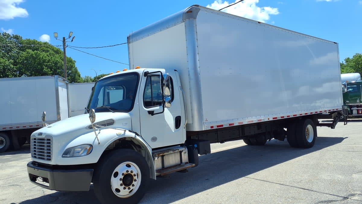 2019 FREIGHTLINER BUSINESS CLASS M2 106 in Warwick, RI