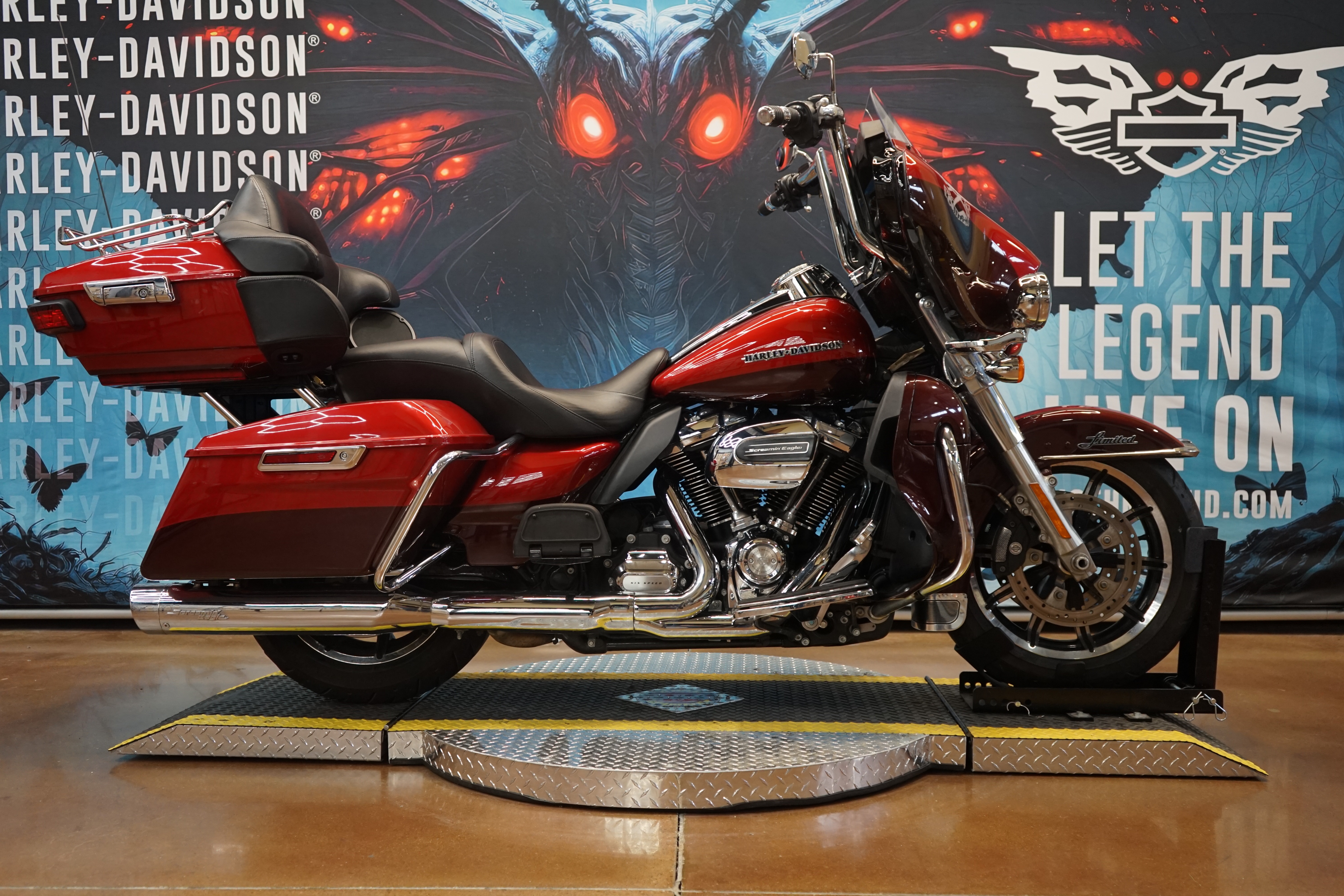 2018 Harley-Davidson Ultra Limited Low ULTRA LIMITED LOW in Williamstown, WV