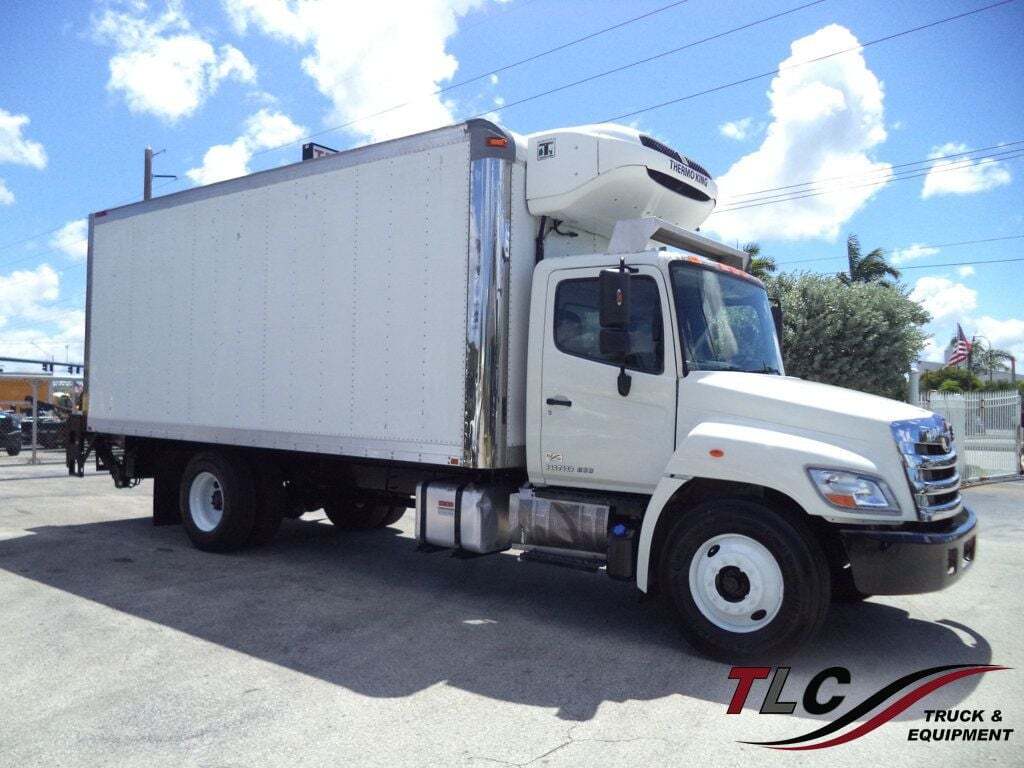 2015 HINO 268A in Pompano Beach, FL