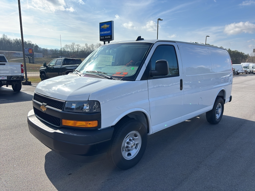 2025 CHEVROLET Express 2500 in Blairsville, GA