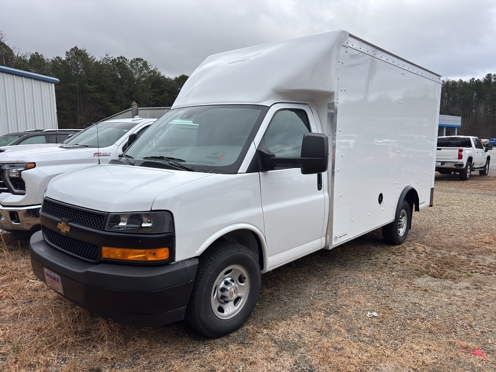 2026 CHEVROLET Express 3500 in Blairsville, GA