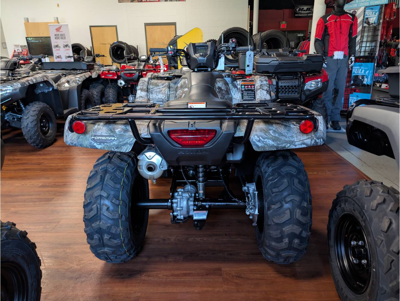 A photo of this 2027 Honda FourTrax Foreman 4x4