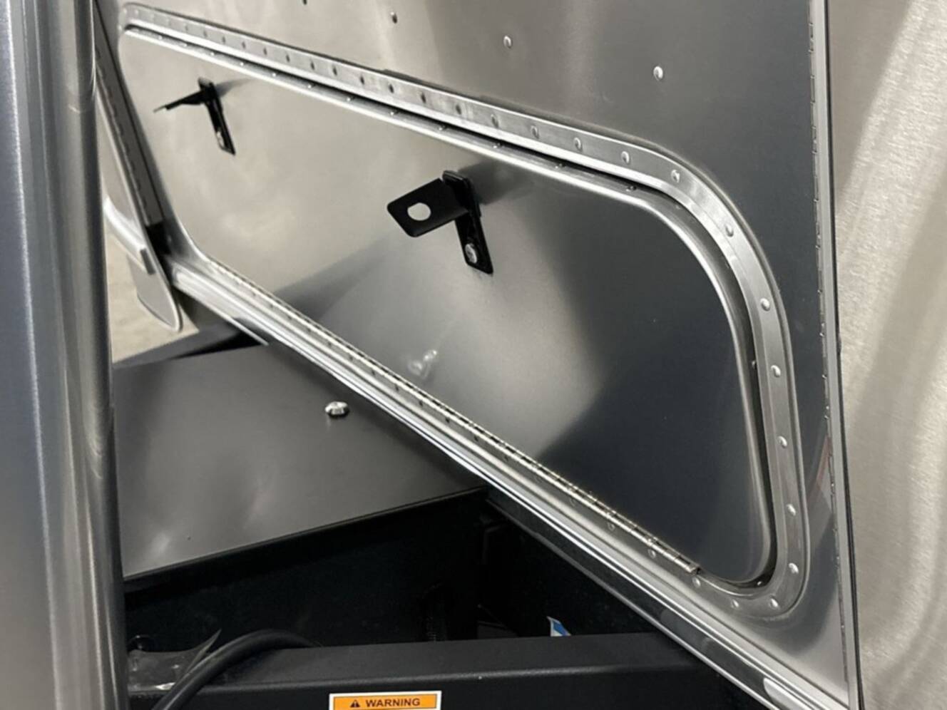 A photo of this 2026 Airstream International 27FB