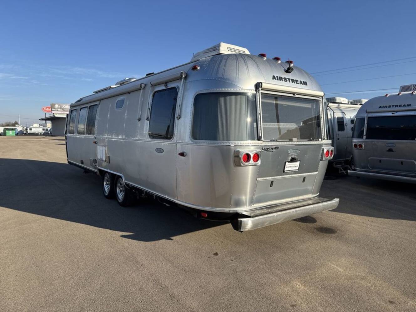 A photo of this 2017 Airstream Classic 30