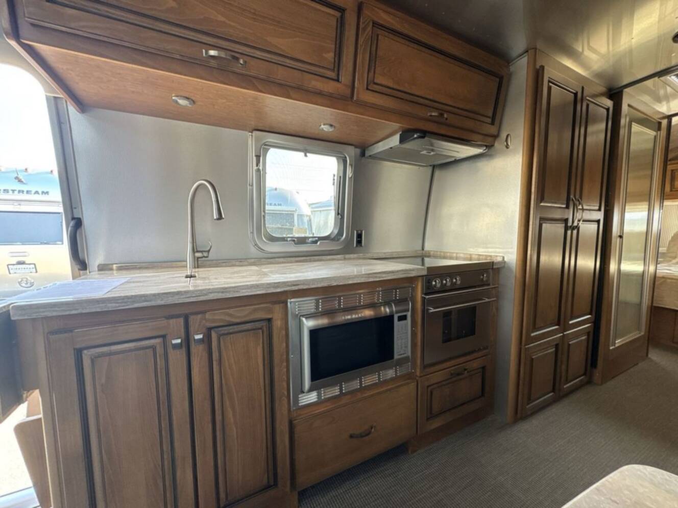 A photo of this 2017 Airstream Classic 30