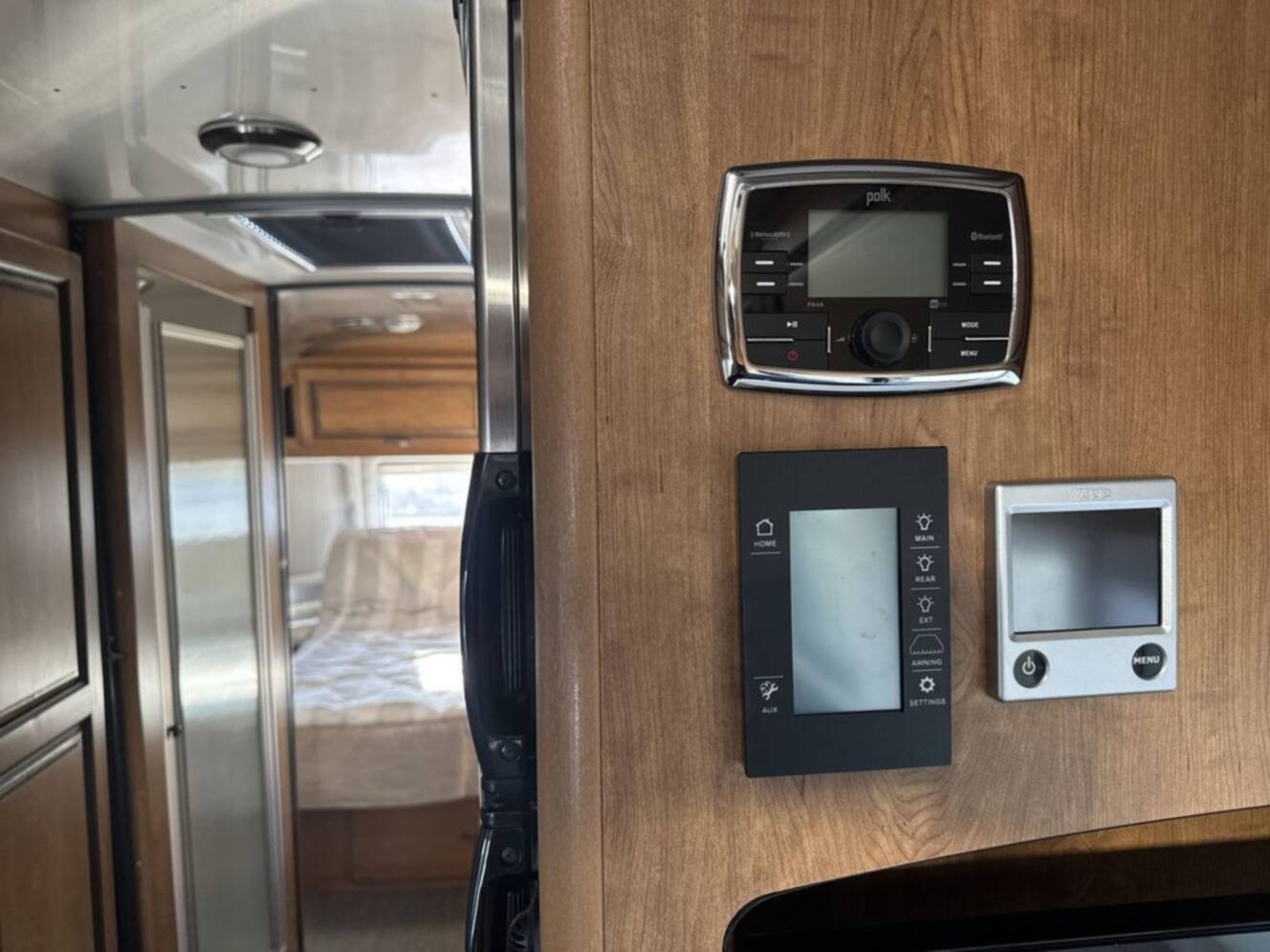 A photo of this 2017 Airstream Classic 30