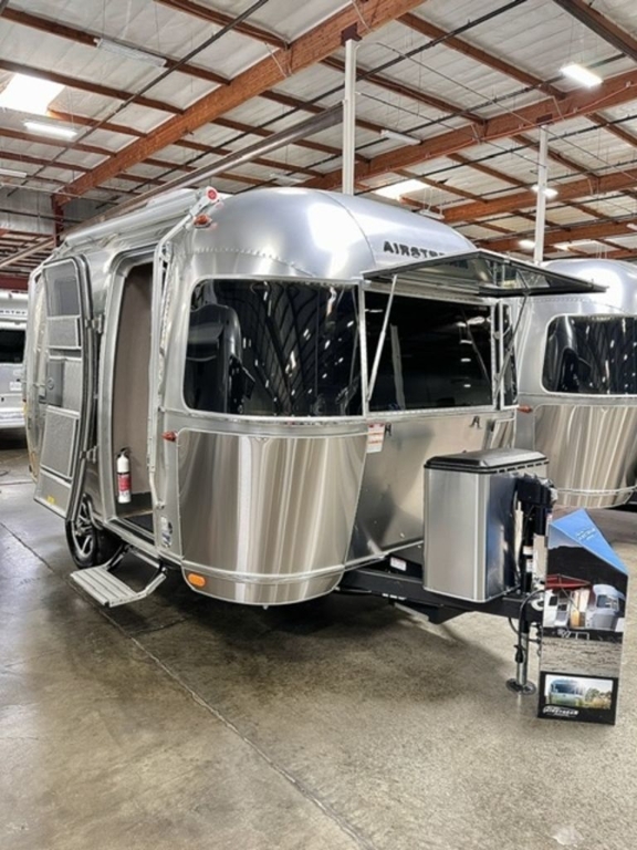 2026 Airstream Caravel 16RB in fairfield CA