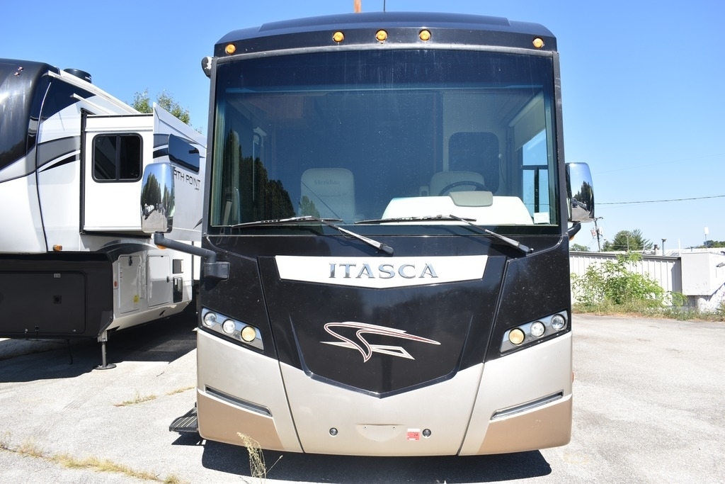 2014 Itasca Meridian 36M in salem VA