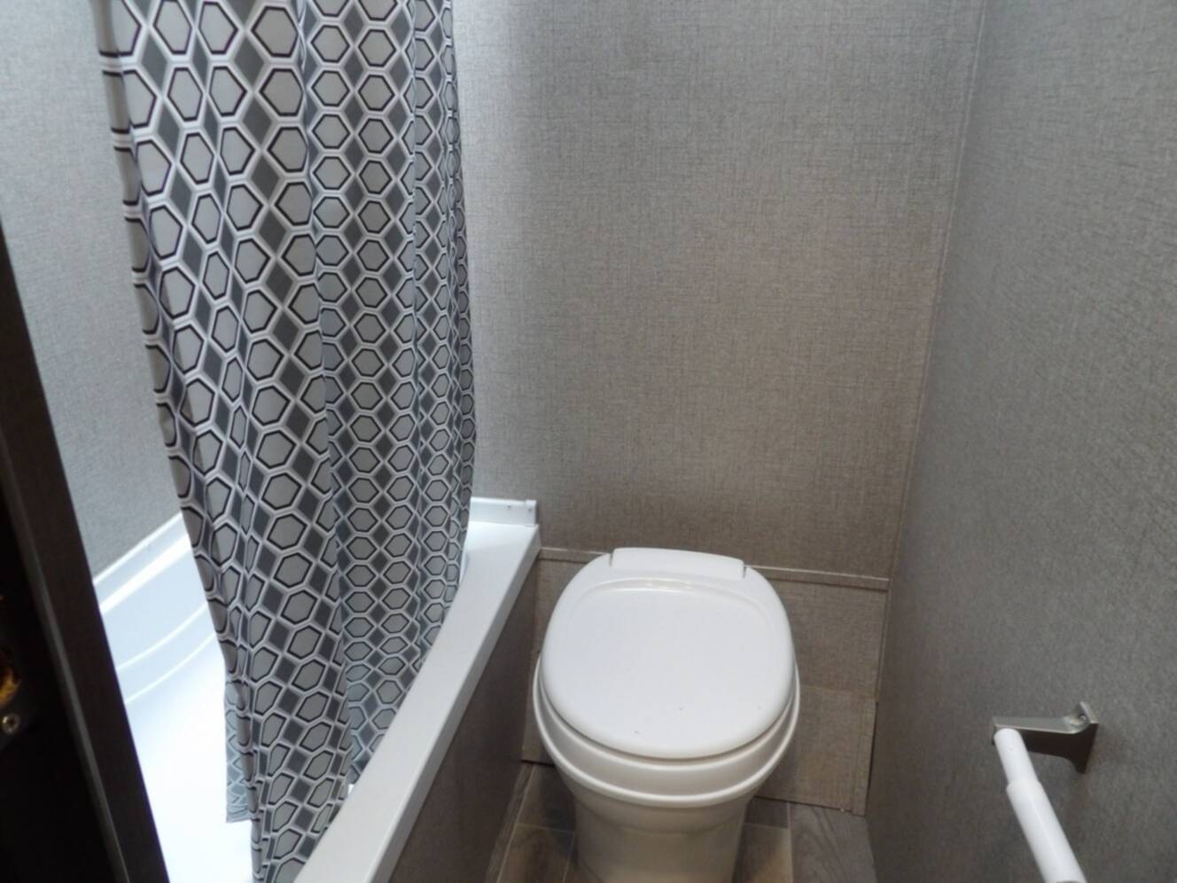 A photo of this 2021 Jayco Jay Flight Slx 184BS