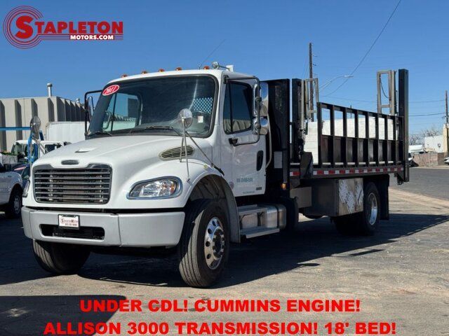 2011 FREIGHTLINER BUSINESS CLASS M2 106 in Commerce City, CO