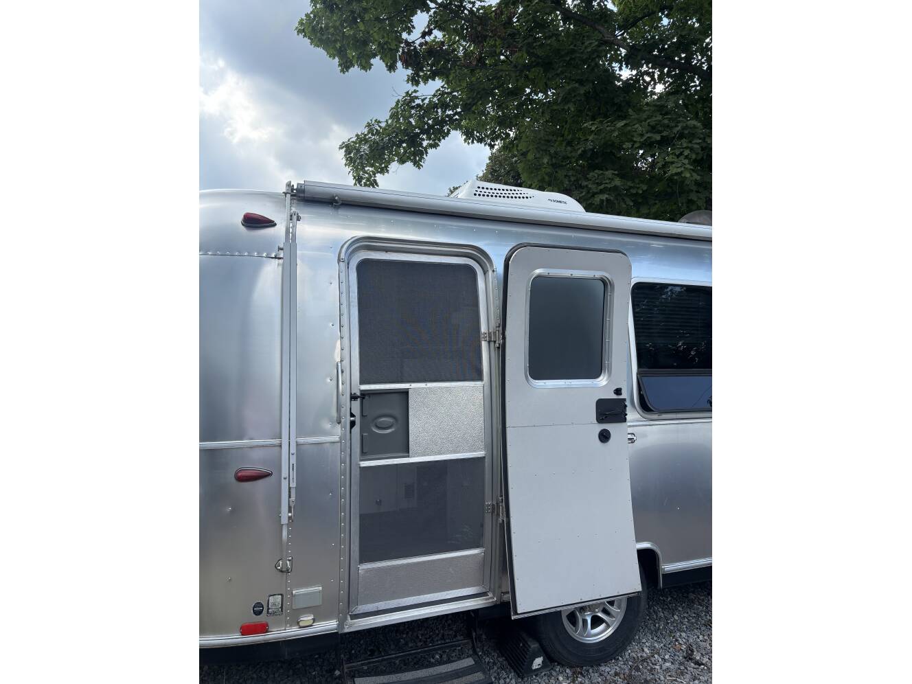A photo of this 2019 Airstream BAMBI 22FB